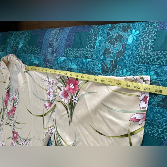 Kimono Style Robe One Size Fits Most - Picture 8 of 11